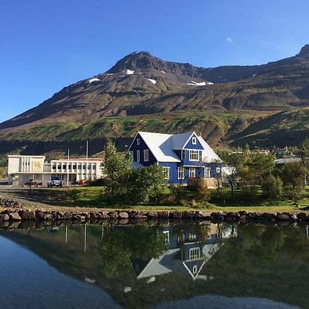 The Old Apothecary Hotel Egilsstaðir Eksteriør billede